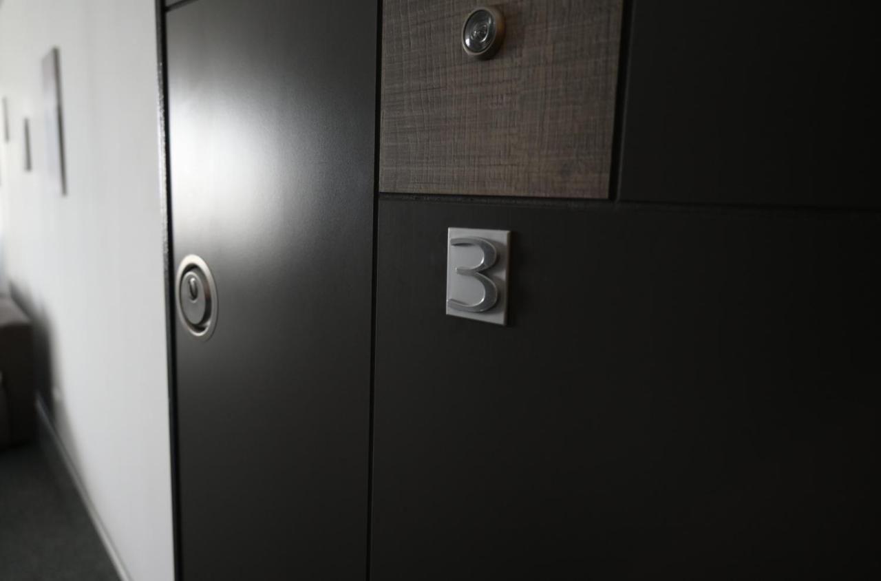 Luana Airport Apartments #3 Otopeni Exteriér fotografie